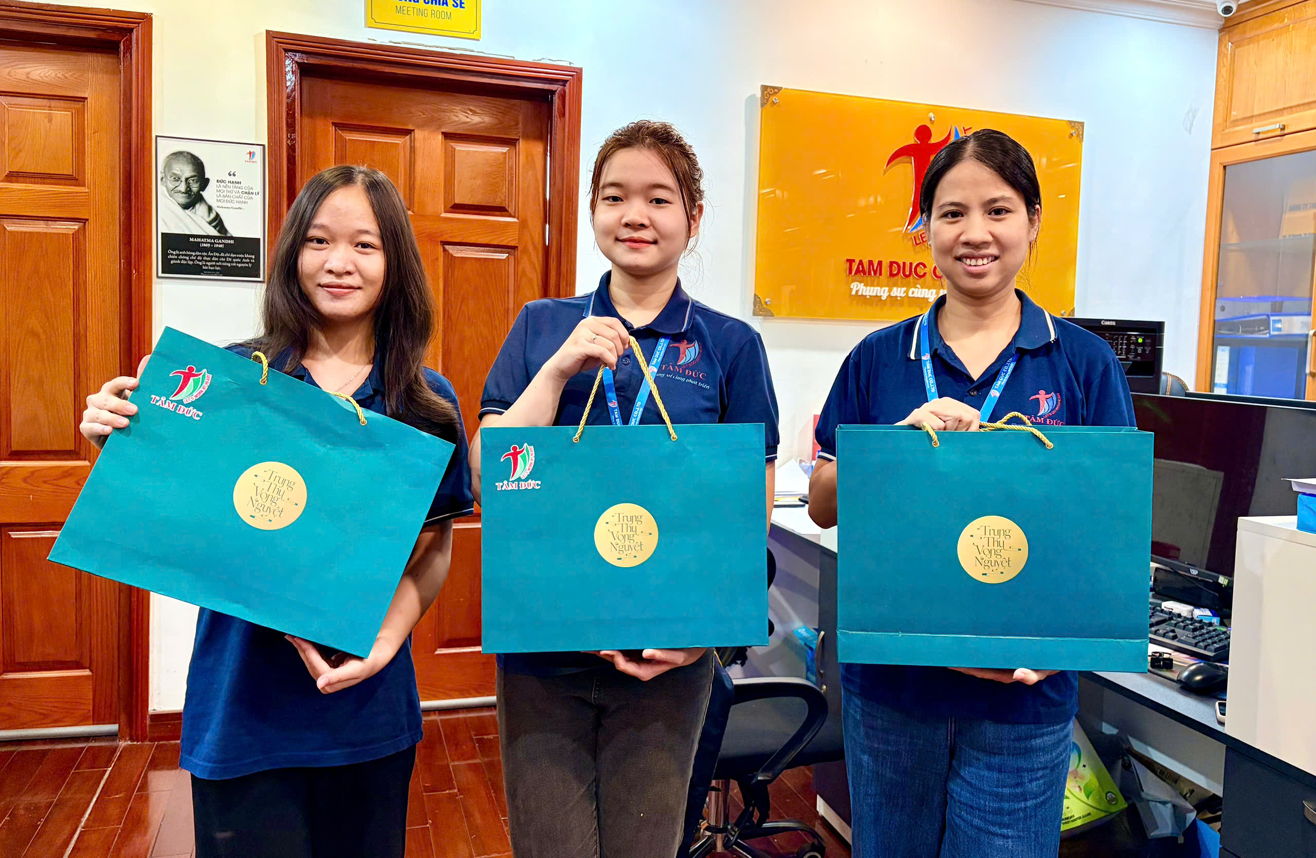 TẾT TRUNG THU – GỬI TRAO YÊU THƯƠNG, TRỌN VẸN TÌNH ĐOÀN VIÊN CÙNG TÂM ĐỨC