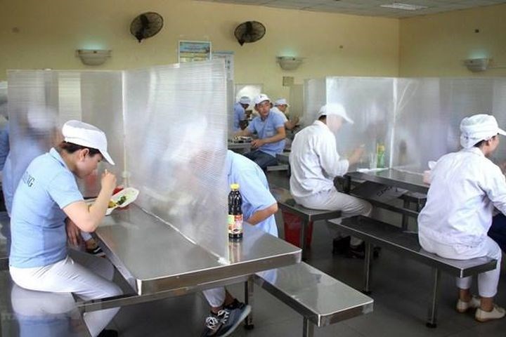 Công đoàn hỗ trợ 1 triệu đồng tiền ăn cho lao động 3 tại chỗ